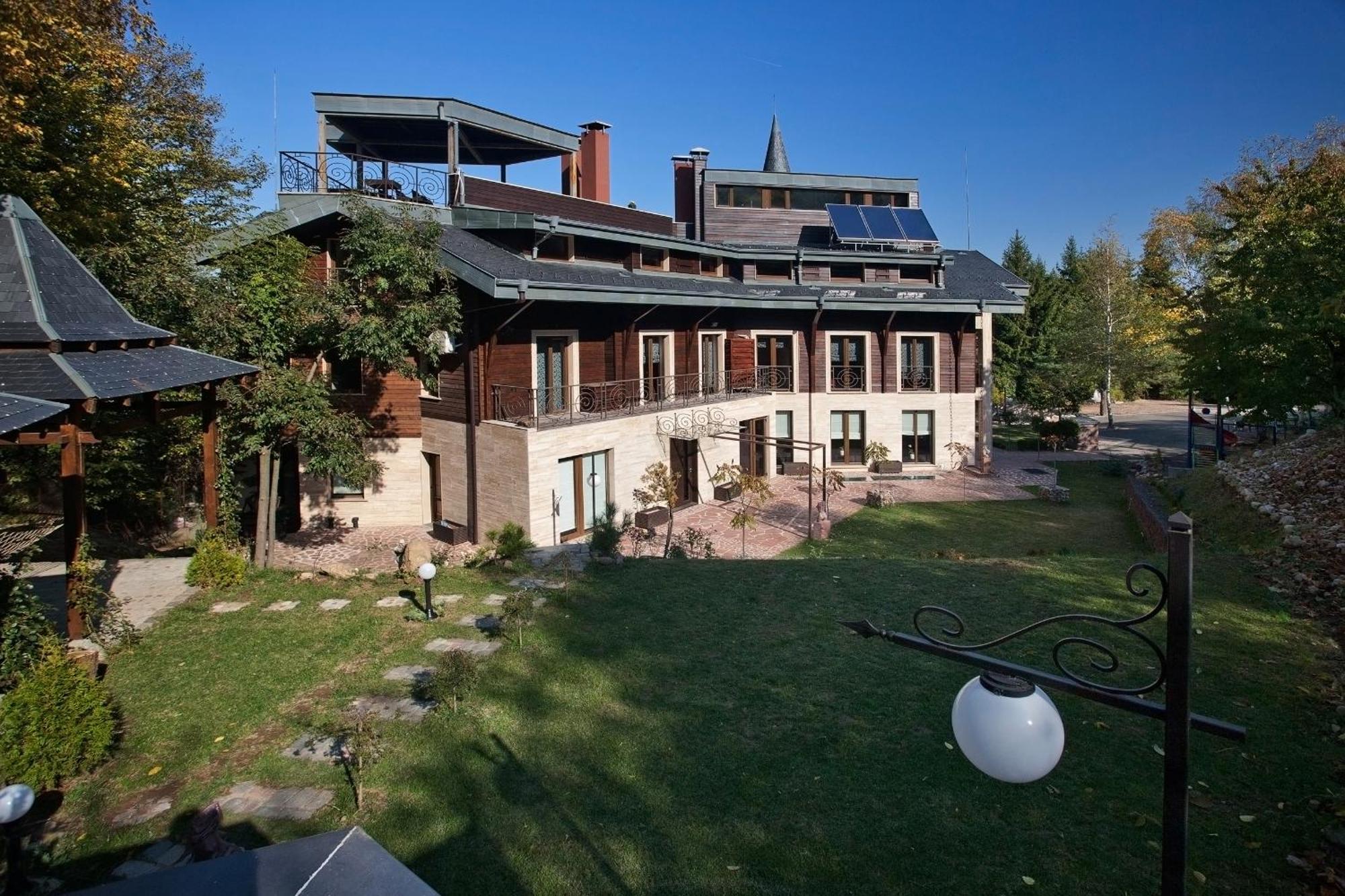 Hotel 6ato & Wellnes